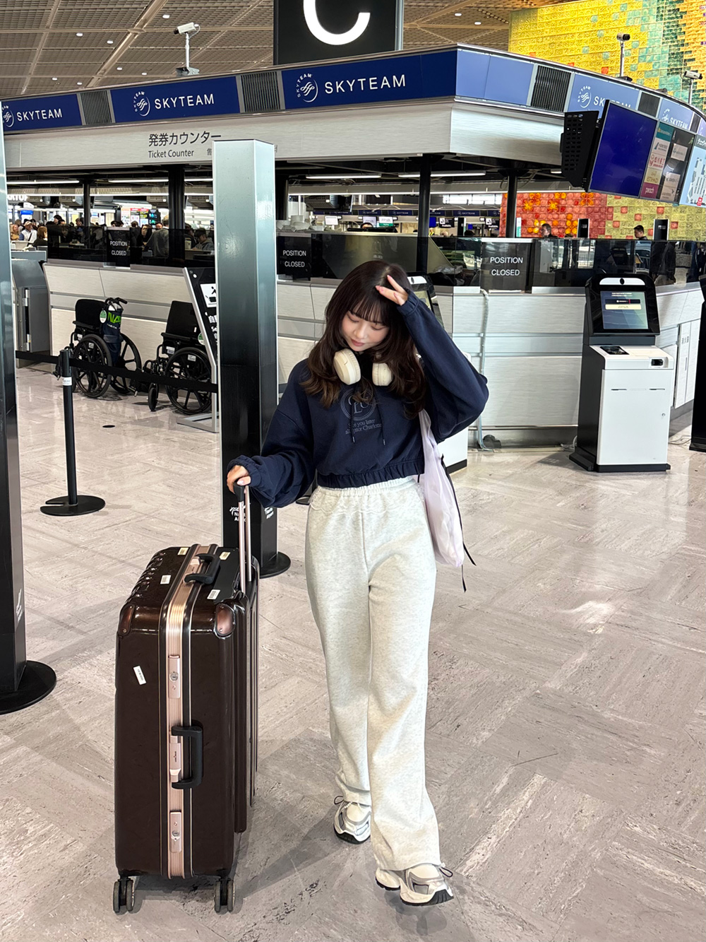 クロップドサークル刺繍パーカー | 詳細画像13