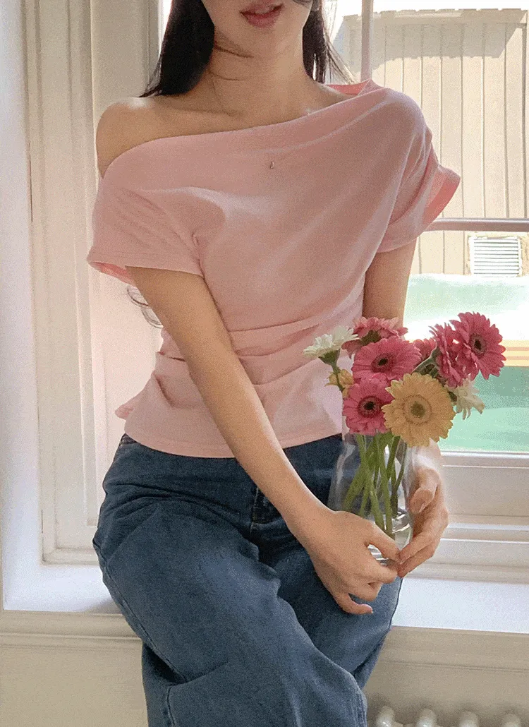 オフショルダーギャザーTシャツ | FROMDAYONE | 詳細画像1