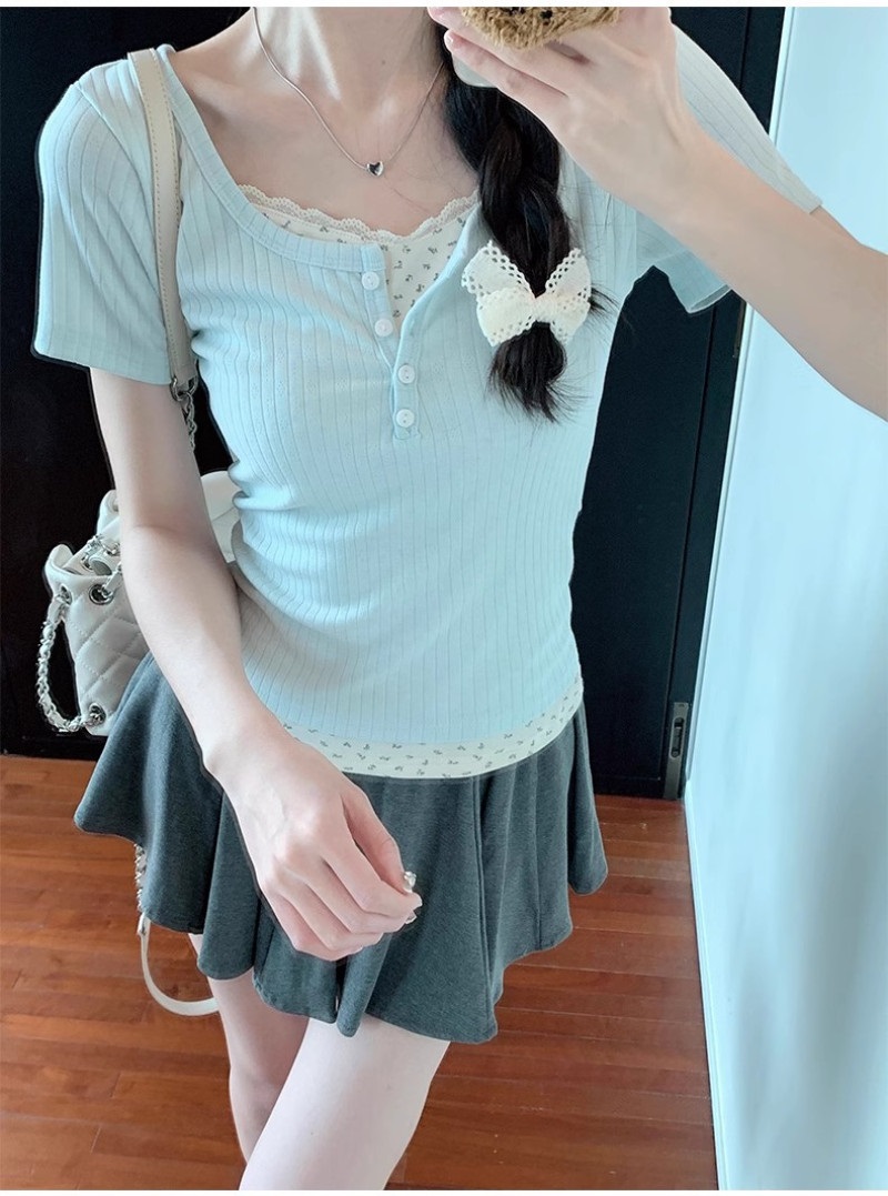 ボタンレイヤード風半袖花柄Tシャツ | 詳細画像3