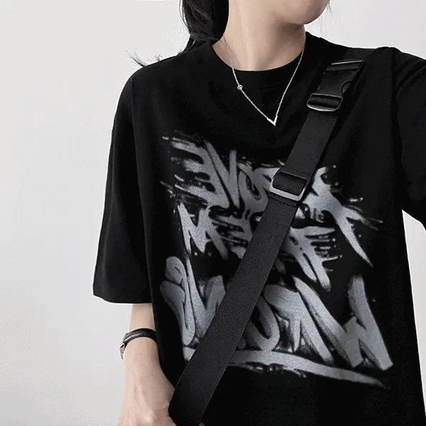 半袖ラウンドネックオーバーサイズロゴTシャツ | hijjoo | 詳細画像1
