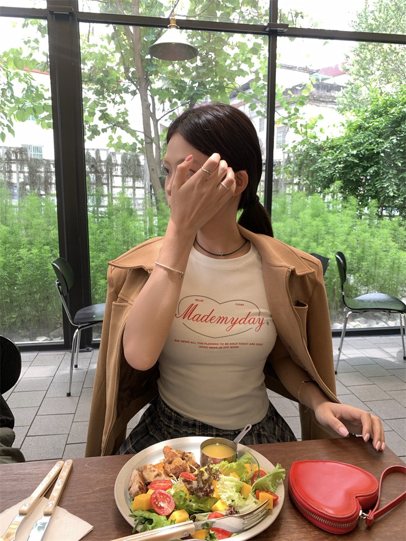 ストレッチスリム半袖レタリングTシャツ | 詳細画像12