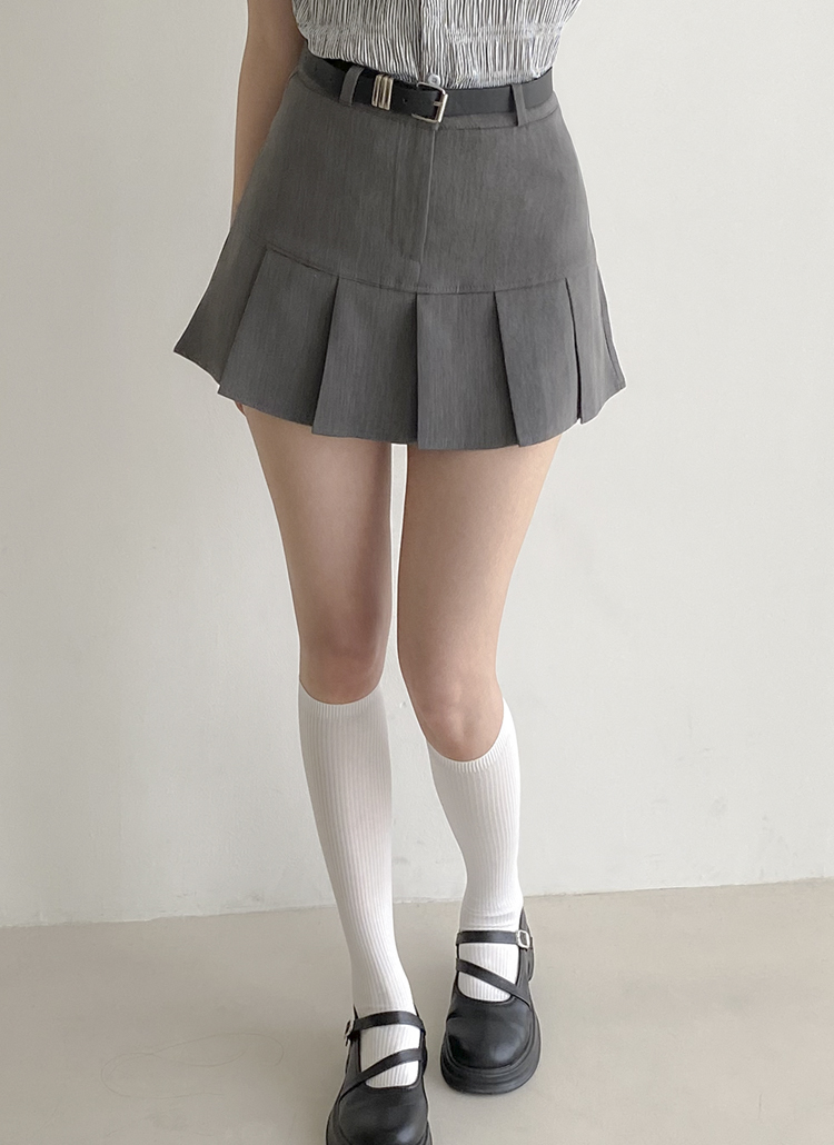 ベルト付プリーツミニスカート | レディースファッション通販 - DHOLIC