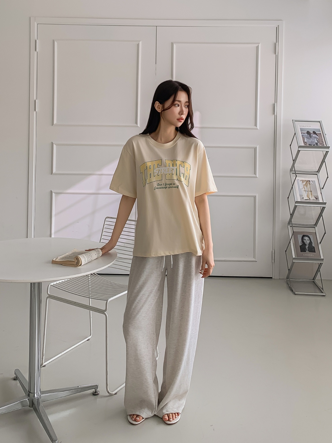 ラウンドネック半袖ロゴTシャツ | 詳細画像12