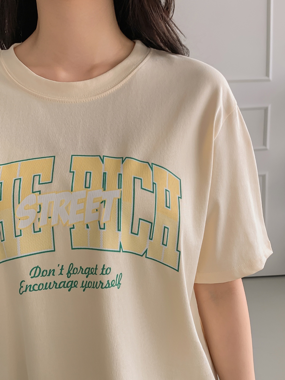 ラウンドネック半袖ロゴTシャツ | 詳細画像13