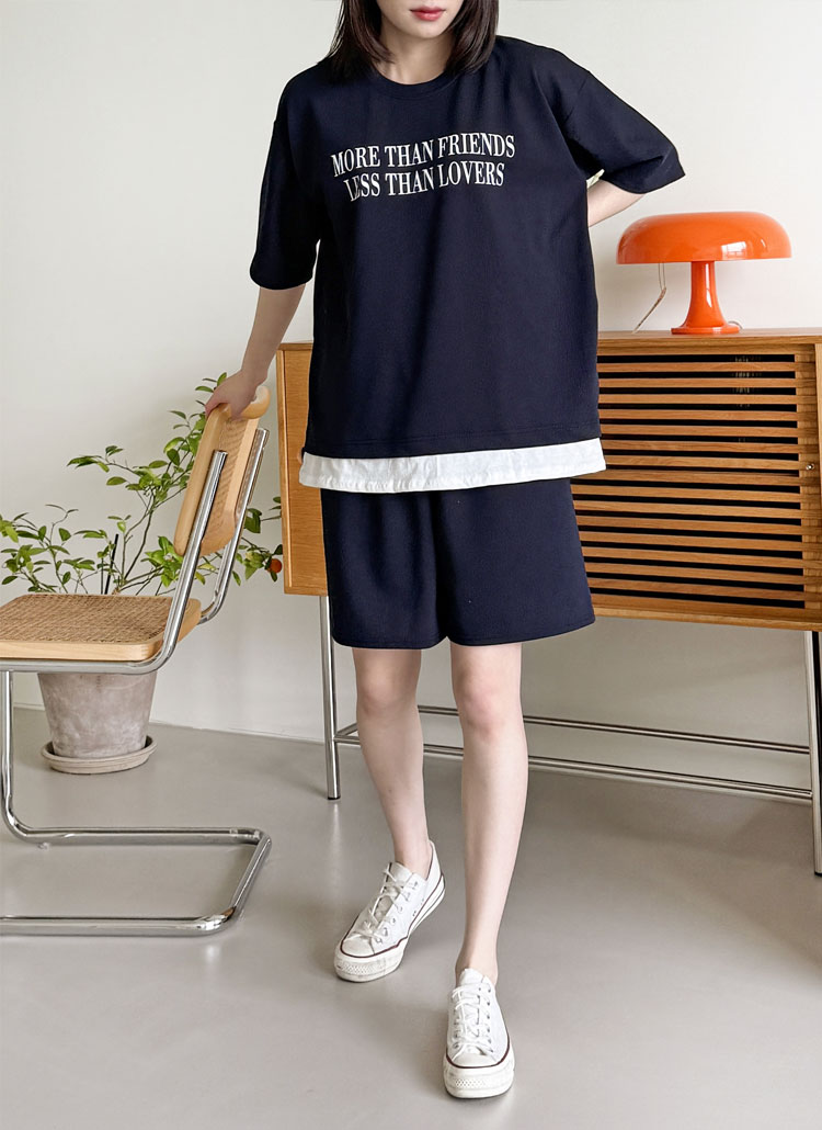 ラウンドネックウエストゴム半袖レタリングセットアップTシャツ