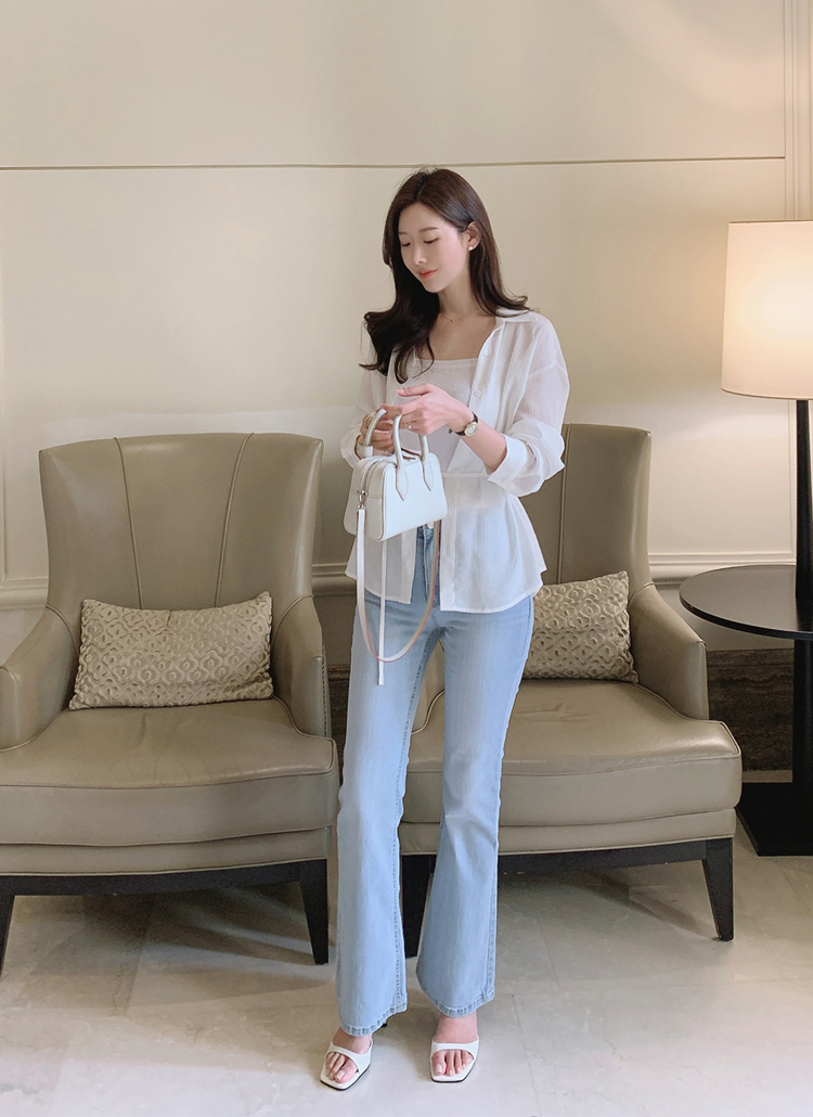 ブーツカットライトブルーデニムパンツ | レディースファッション通販