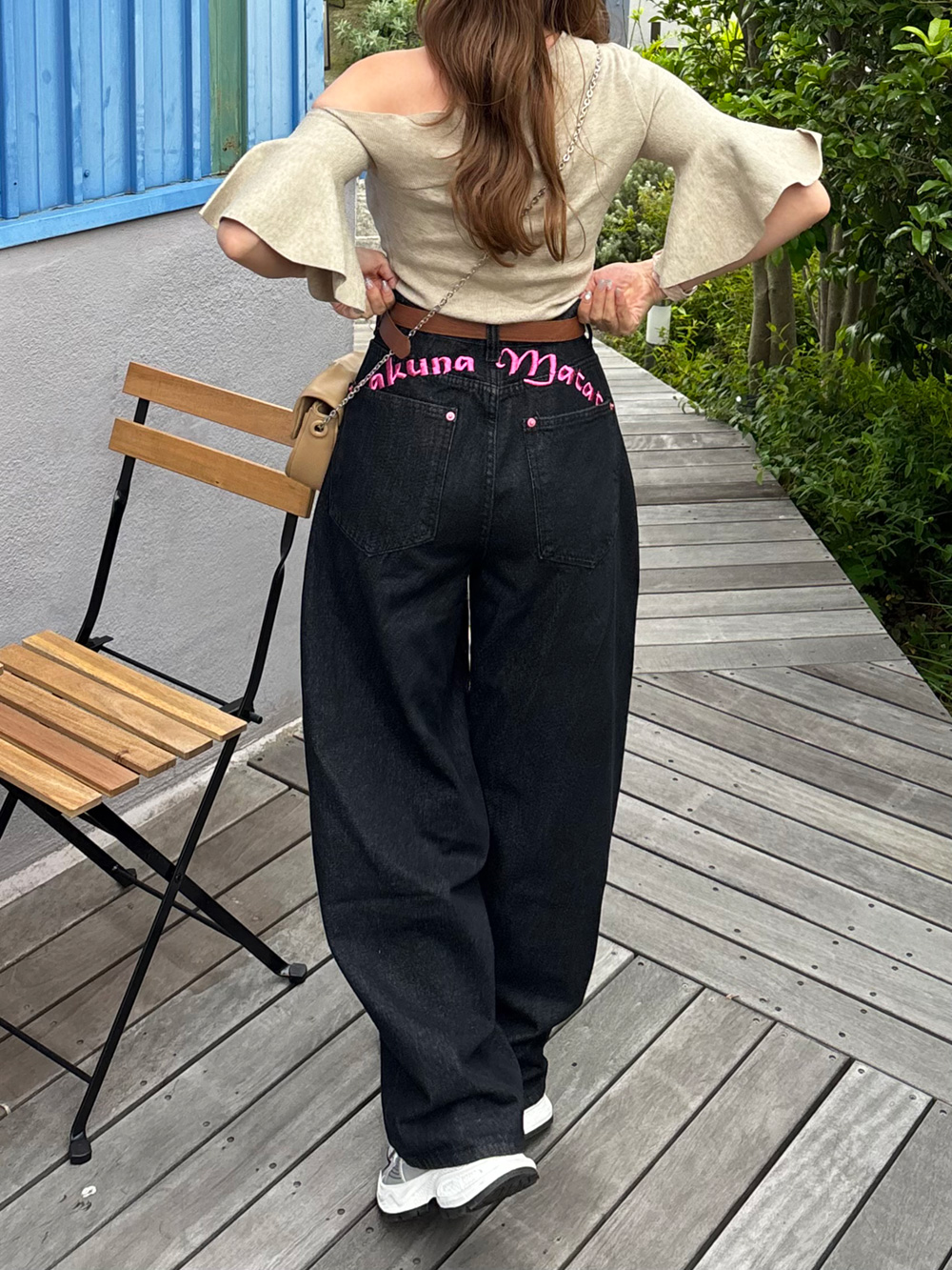 美品 DENIM DUNGAREE ミッキー刺繍 バルーンパンツ 140cm DENIM DUNGAREEのゆるかわミッキーウェザーバルーンパンツ。 | D