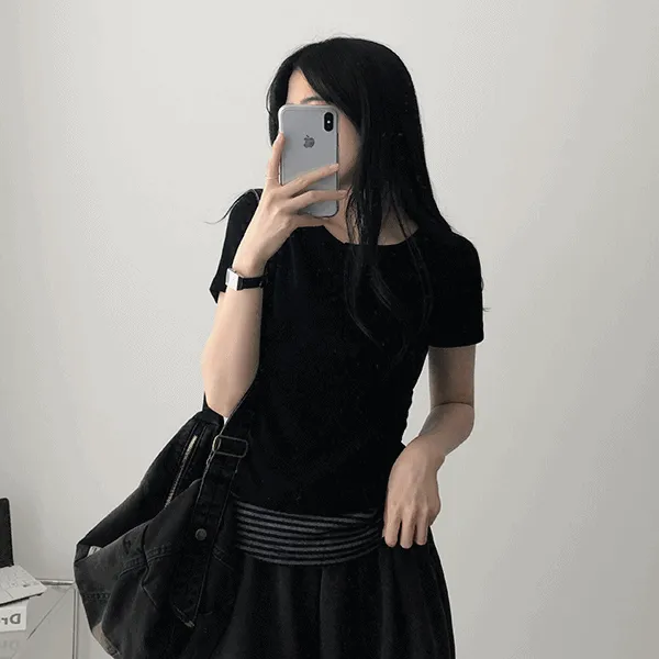 ストレッチボタンスリムレイヤード風半袖Tシャツ | hijjoo | 詳細画像1
