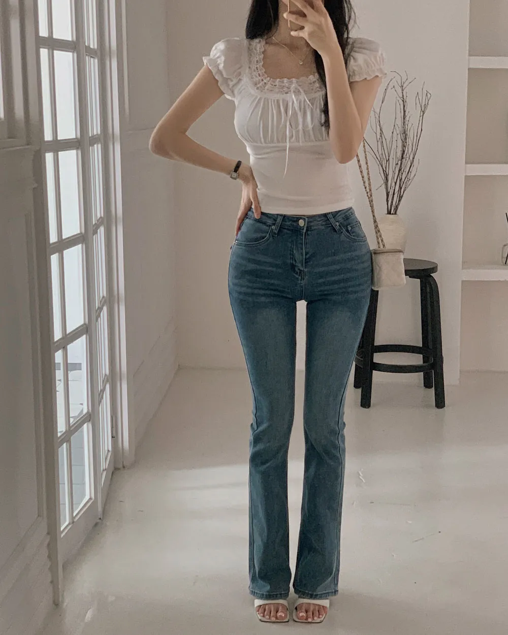 ブーツカットライトブルーデニムパンツ | highclassic | 詳細画像1