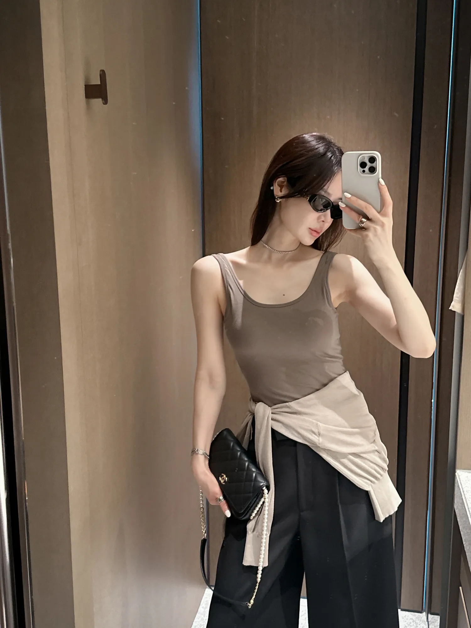 カップ付ストレッチラウンドネックスリムノースリーブ | partysu | 詳細画像1