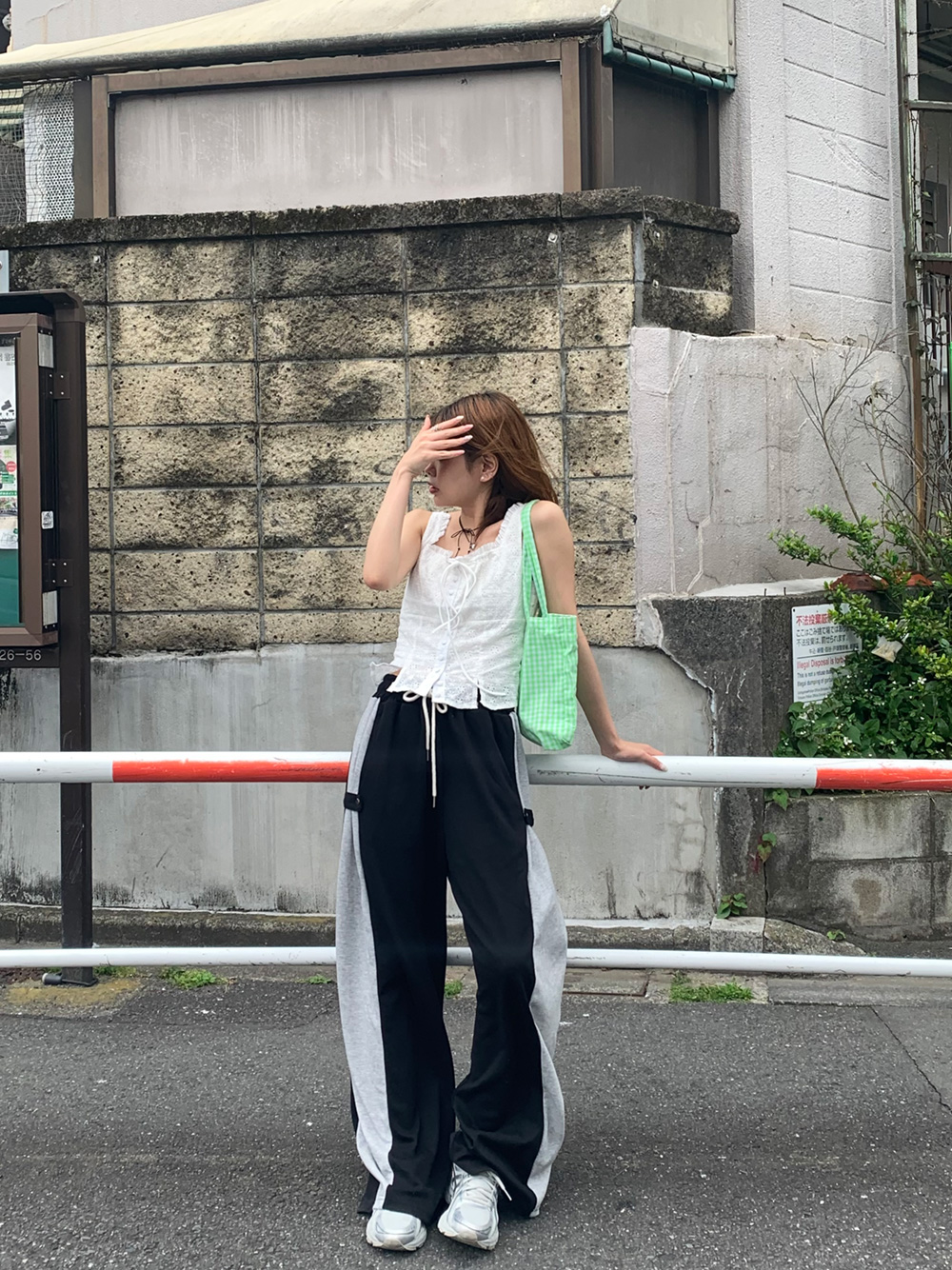 サイドストラップボタンワイドスウェットパンツ | 詳細画像10