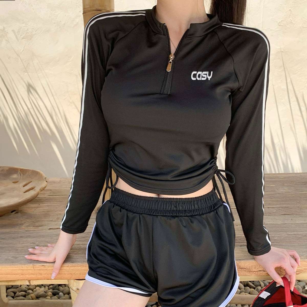 カップ付ストレッチウエストゴムスリム長袖セットアップTシャツラッシュガードショートパンツ | 詳細画像2