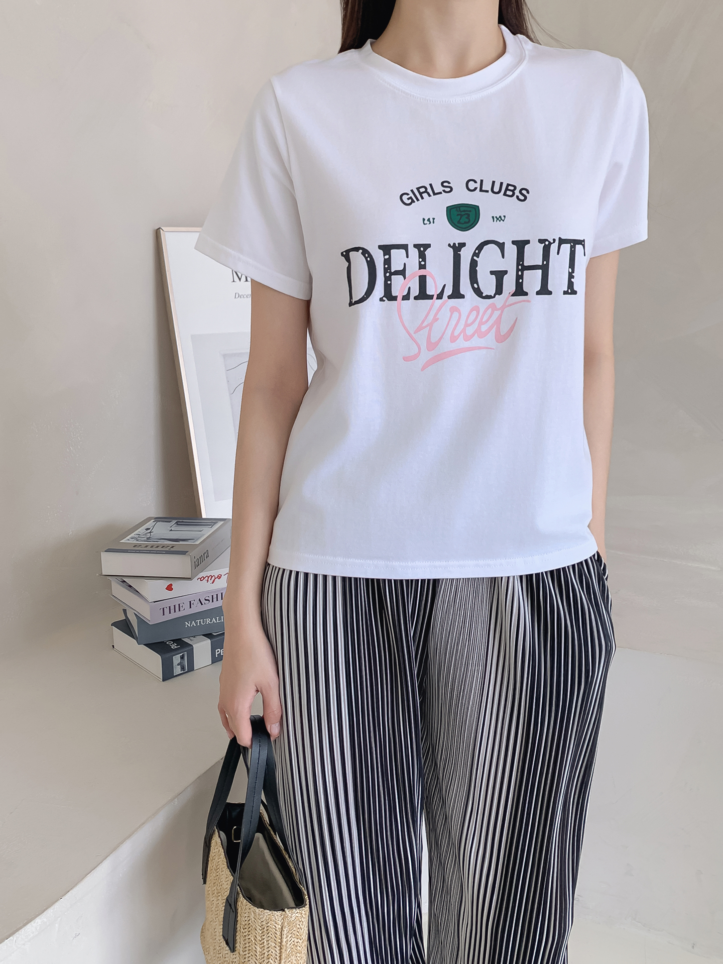 ラウンドネック半袖ロゴTシャツ | 詳細画像11