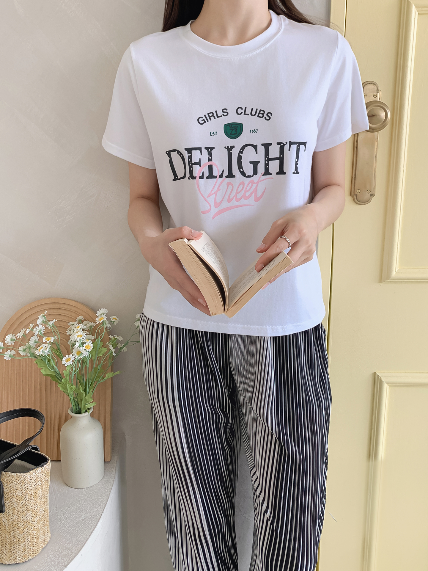 ラウンドネック半袖ロゴTシャツ | 詳細画像16