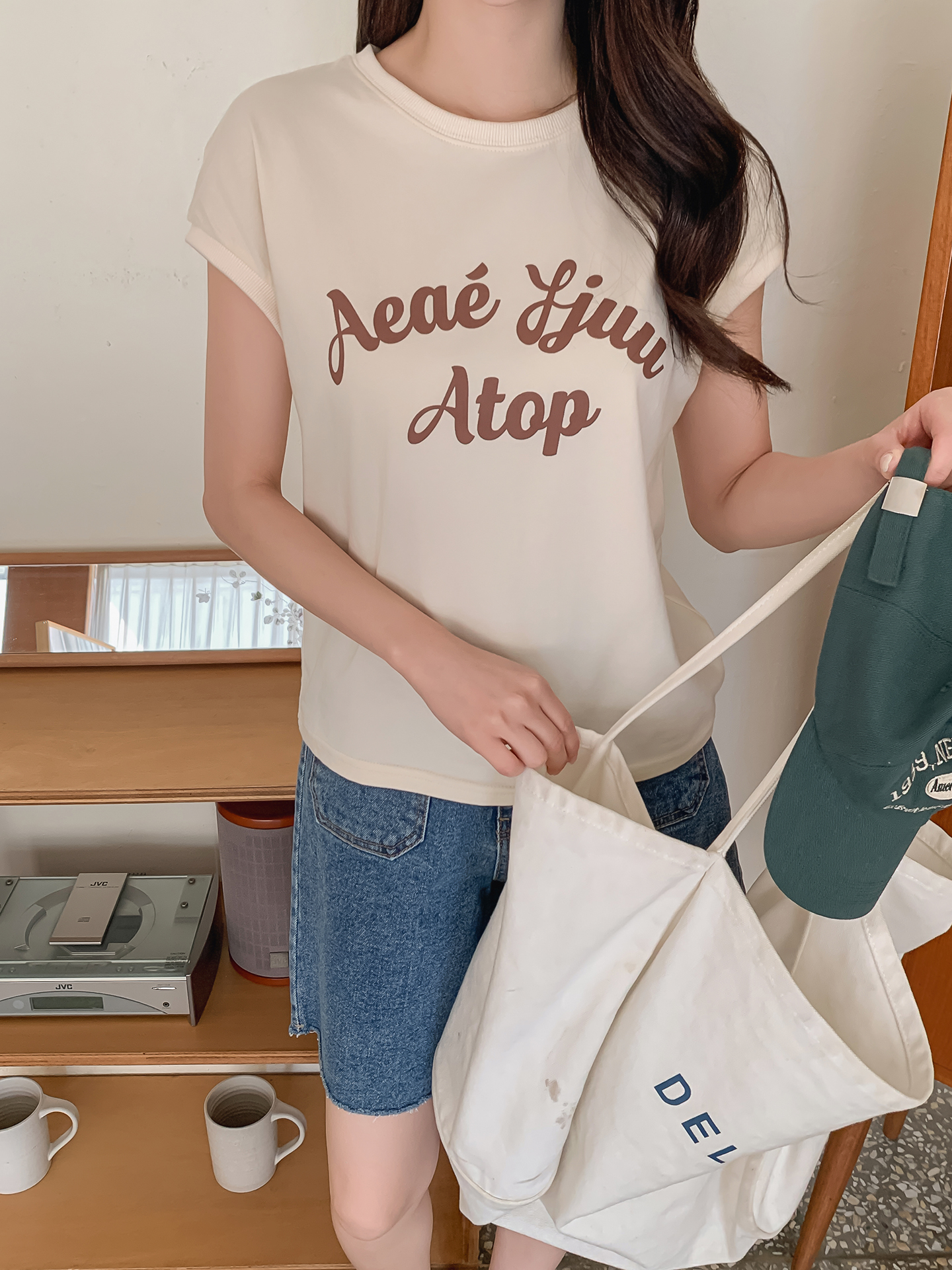ソフトラウンドネック半袖ロゴTシャツ | 詳細画像3