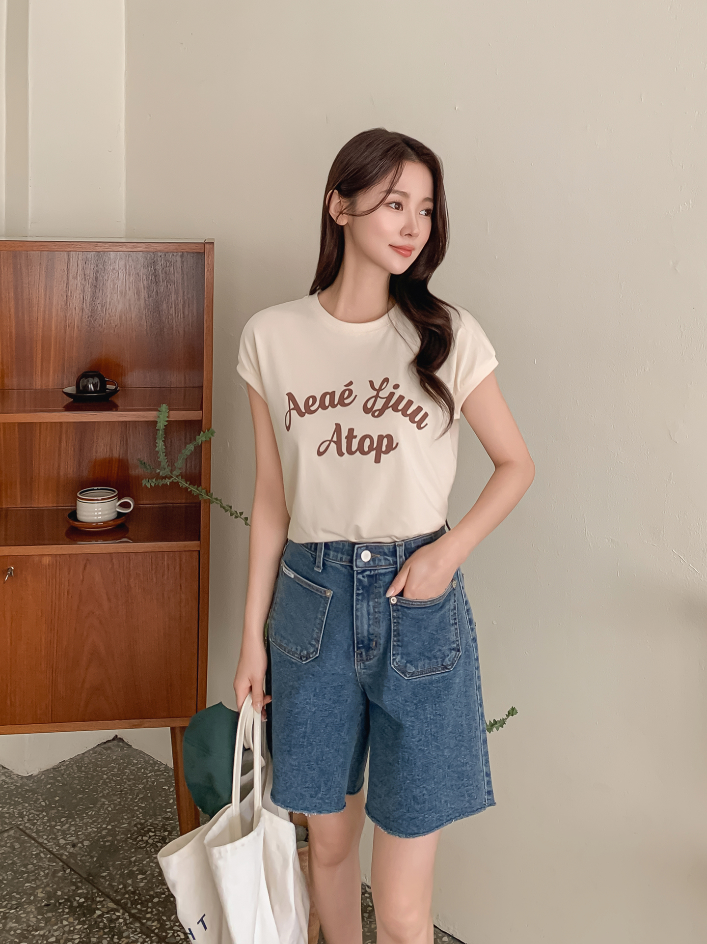 ソフトラウンドネック半袖ロゴTシャツ | 詳細画像6