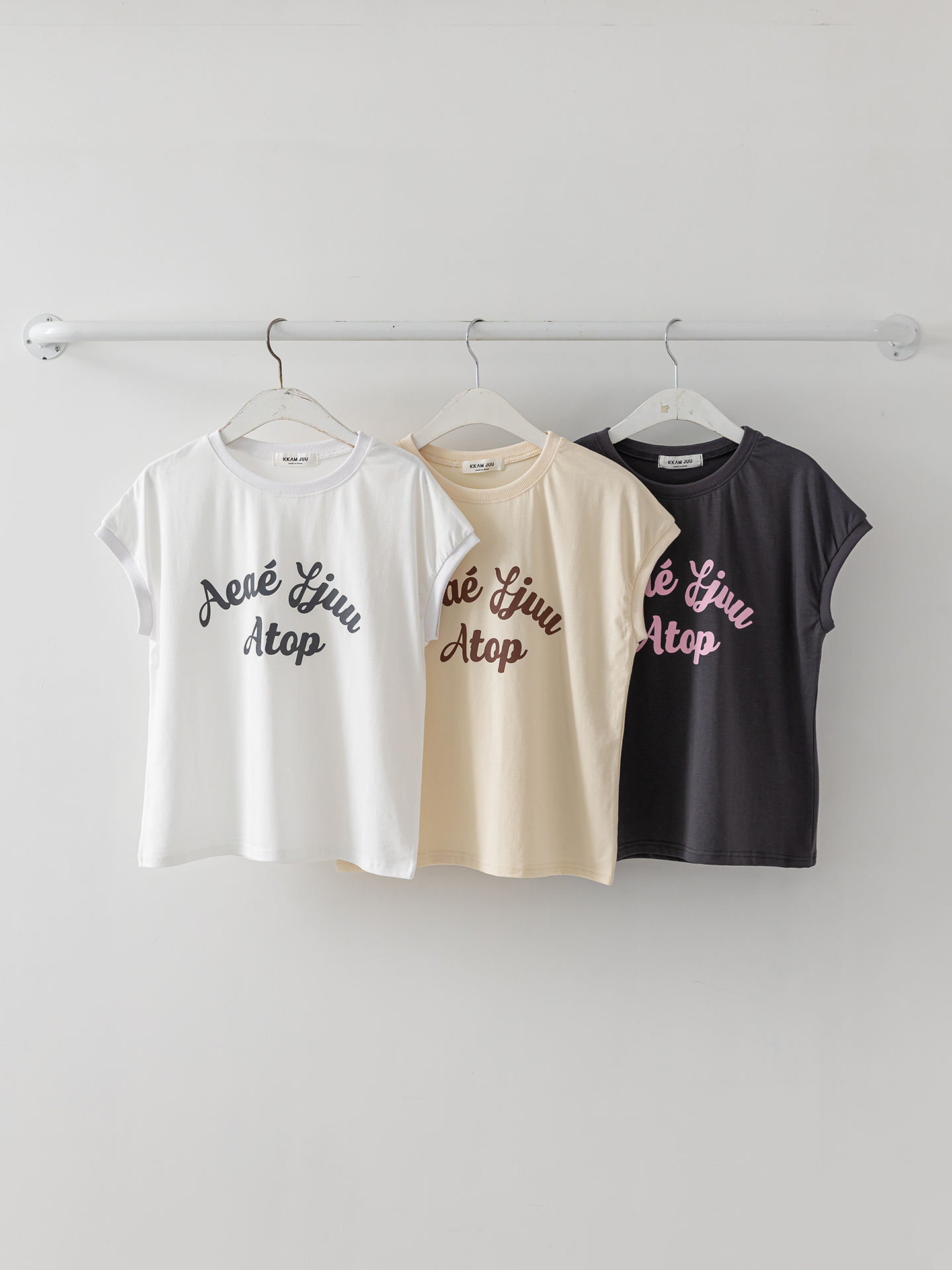 ソフトラウンドネック半袖ロゴTシャツ | 詳細画像20