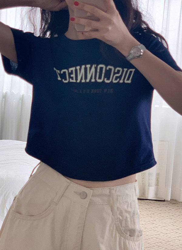 SPORTY & RICH ブラウン クロップドTシャツ 半袖 org.jpg