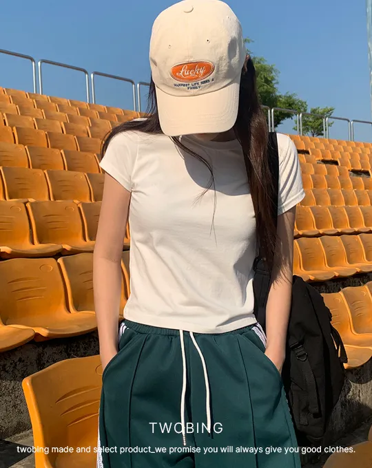 ストレッチラウンドネッククロップド半袖Tシャツ | twobing | 詳細画像1