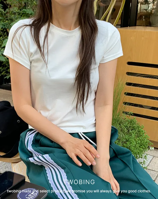 ストレッチラウンドネッククロップド半袖Tシャツ | twobing | 詳細画像2