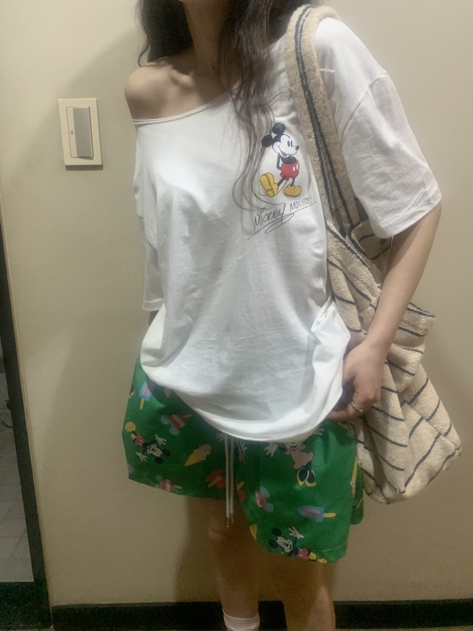 オフショルダー半袖プリントTシャツ | 詳細画像13