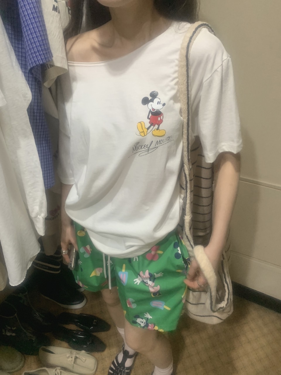 オフショルダー半袖プリントTシャツ | 詳細画像15