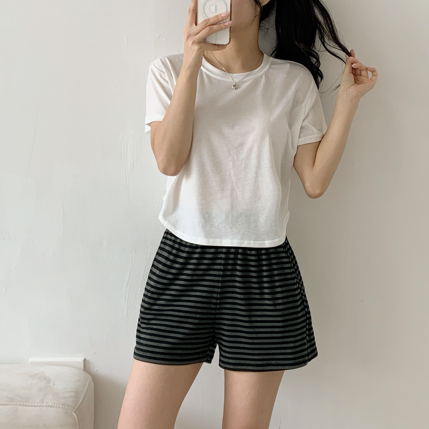 ラウンドネックシンプルベーシックTシャツ | 詳細画像14