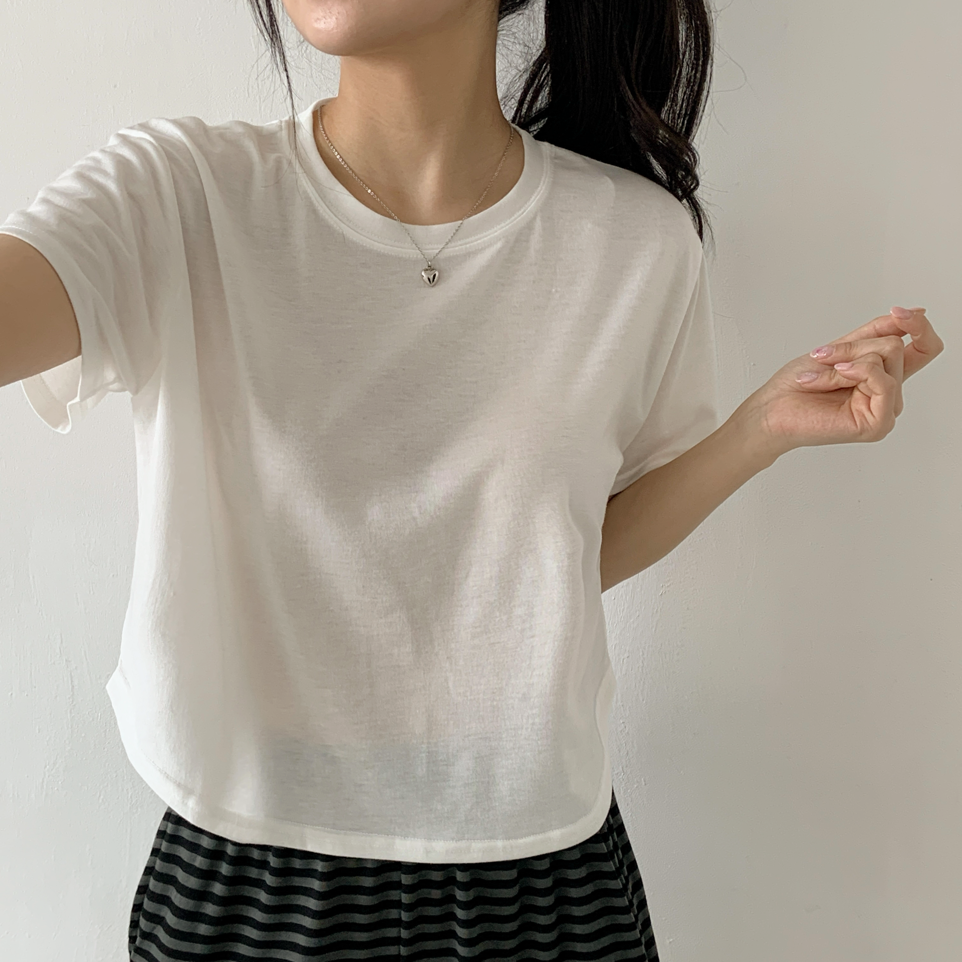 ラウンドネックシンプルベーシックTシャツ | 詳細画像20