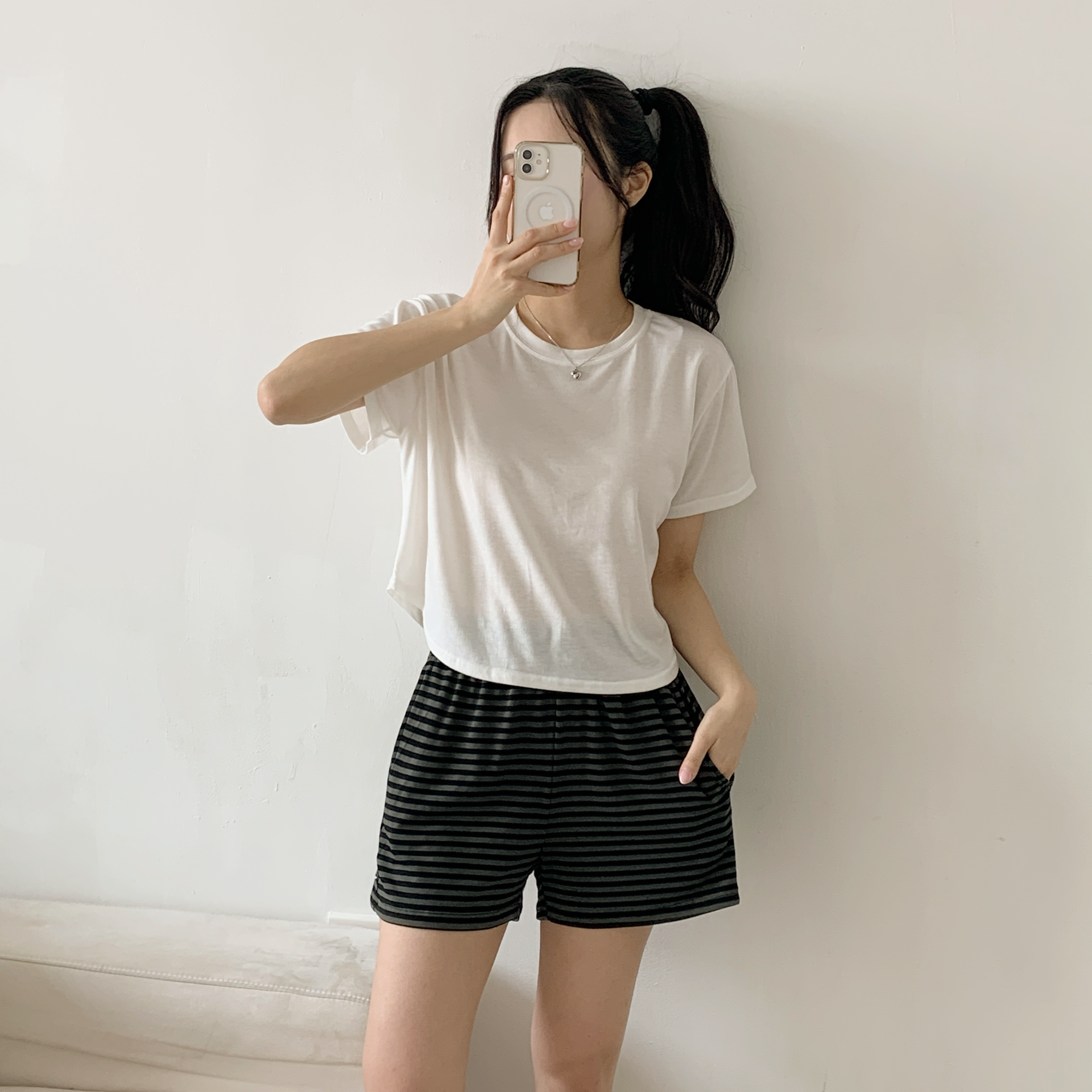 ラウンドネックシンプルベーシックTシャツ | 詳細画像18