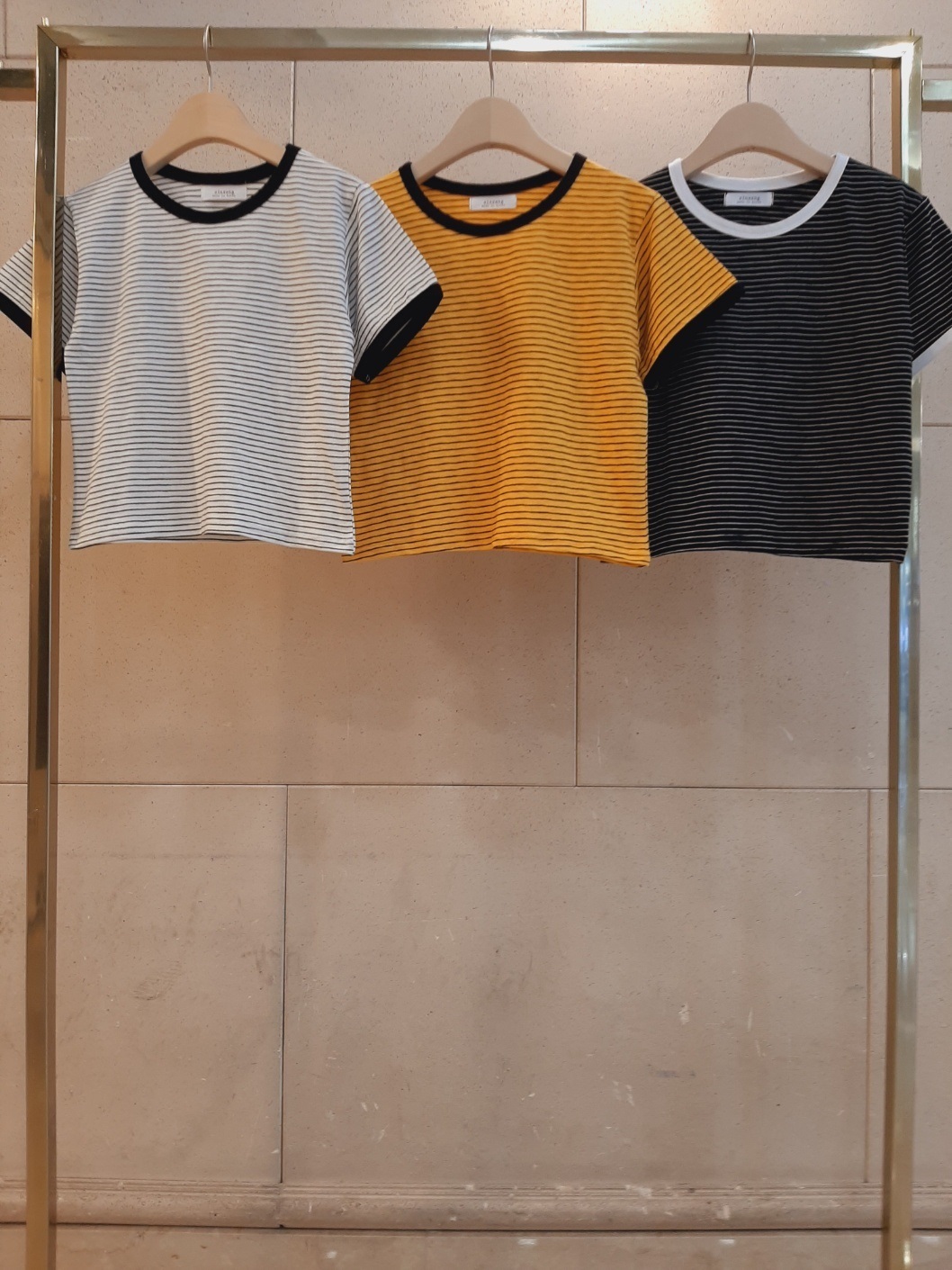 クロップド半袖ボーダー配色Tシャツ | 詳細画像12