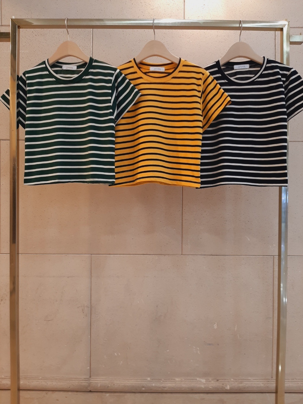 クロップド半袖ボーダー配色Tシャツ | 詳細画像11