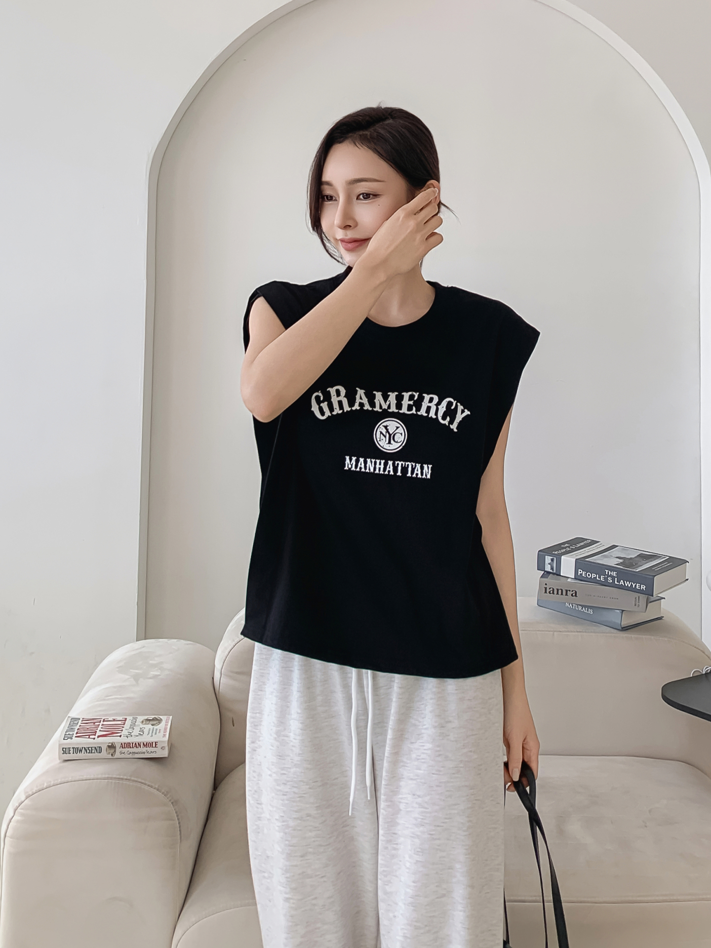 ラウンドネック半袖ロゴTシャツ | 詳細画像3