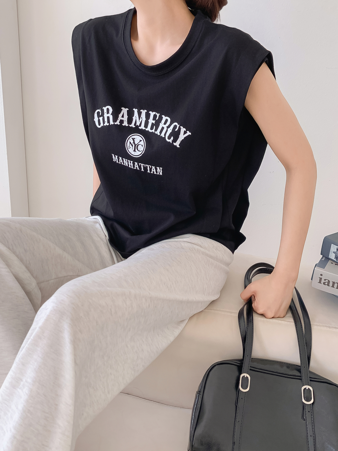 ラウンドネック半袖ロゴTシャツ | 詳細画像7