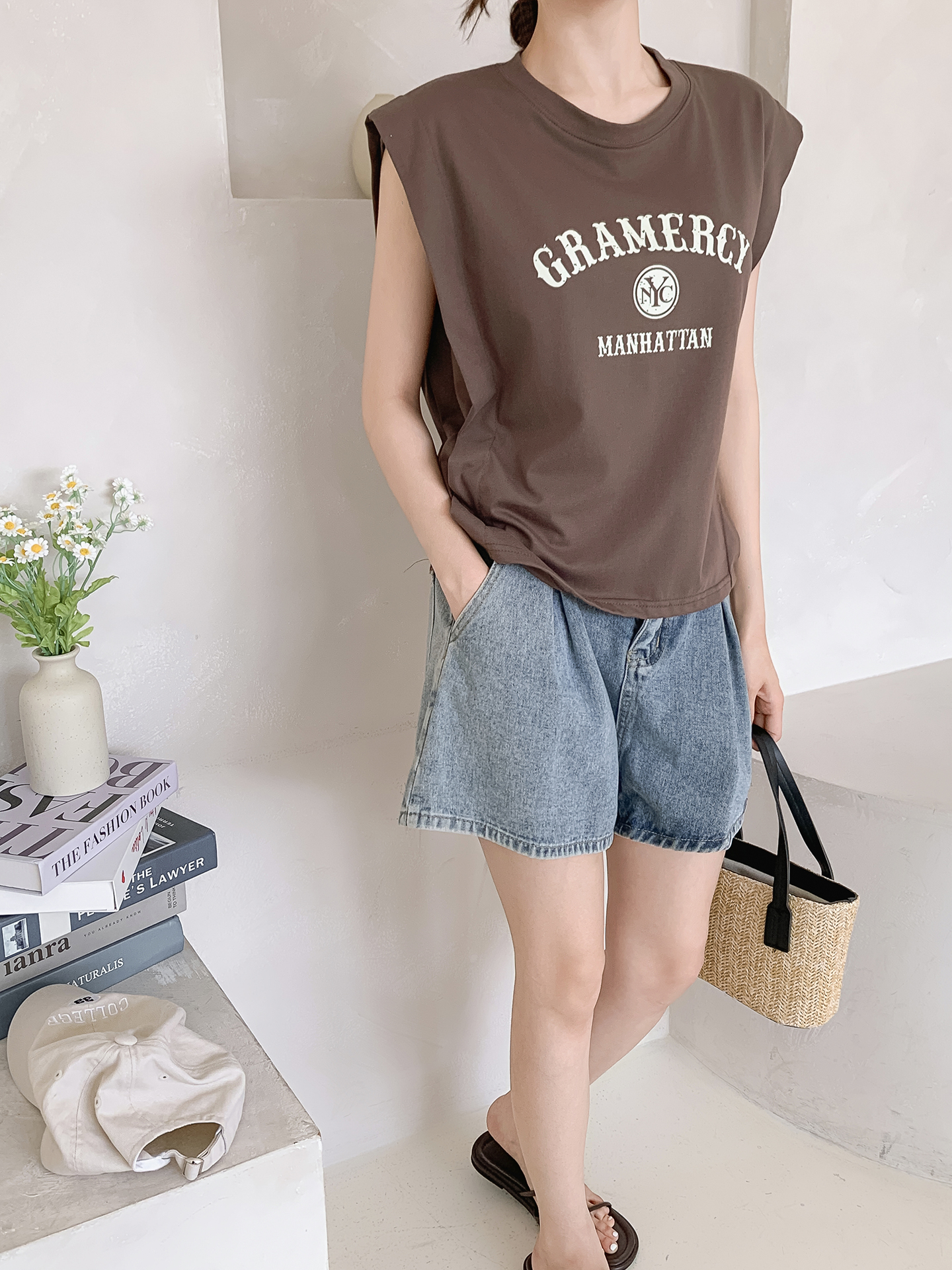 ラウンドネック半袖ロゴTシャツ | 詳細画像11