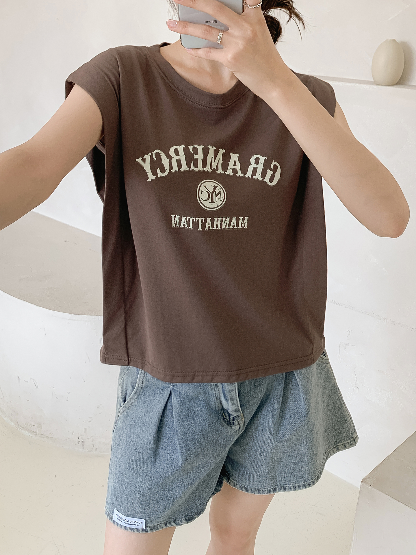 ラウンドネック半袖ロゴTシャツ | 詳細画像17