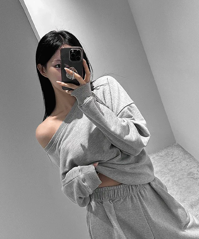 ワンショルダーオフショルダーアンバランスネック長袖ルーズスウェット | vivnluv | 詳細画像1