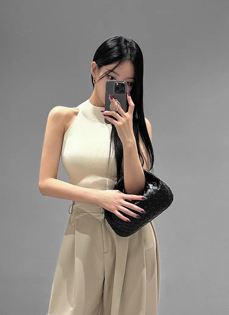 ホルターネックシンプルクロップドスリムニット | vivnluv | 詳細画像1
