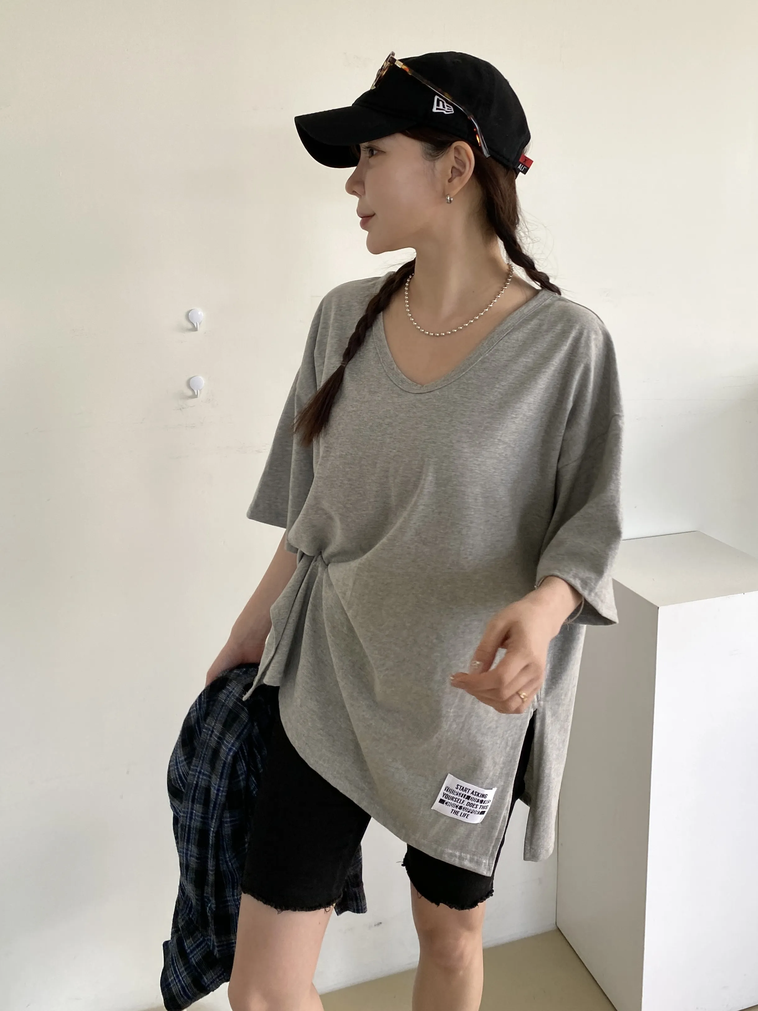 VネックスリットIラインルーズ半袖Tシャツ | 詳細画像1