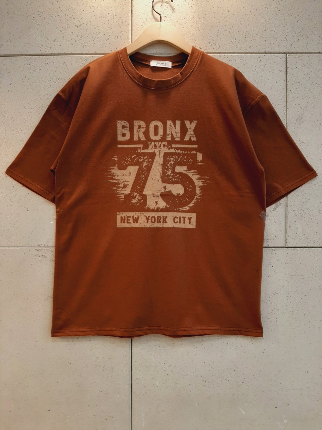 ラウンドネックボクシー半袖ロゴTシャツ | 詳細画像10