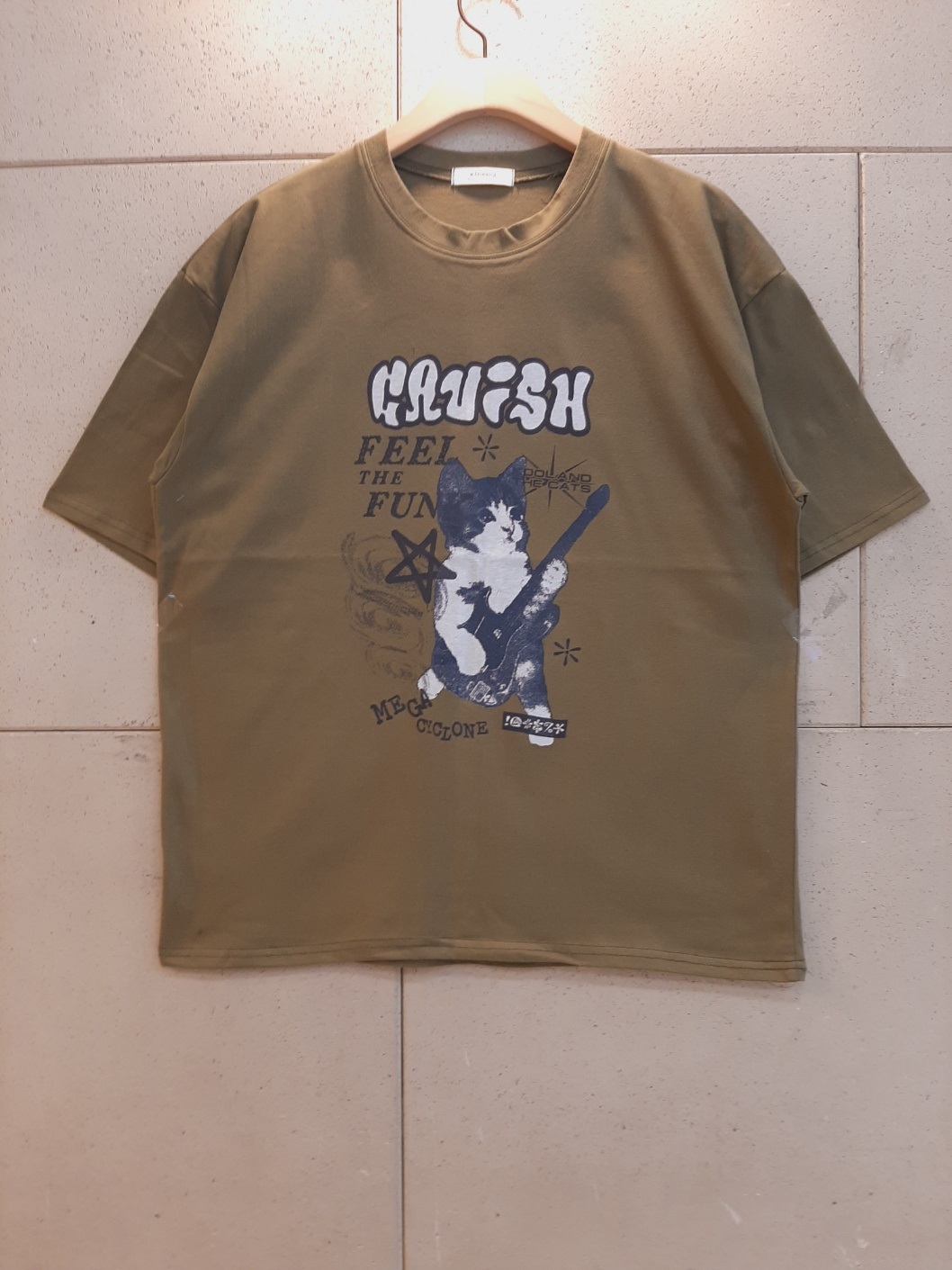 ラウンドネックボクシー半袖プリントカラーTシャツ | 詳細画像10