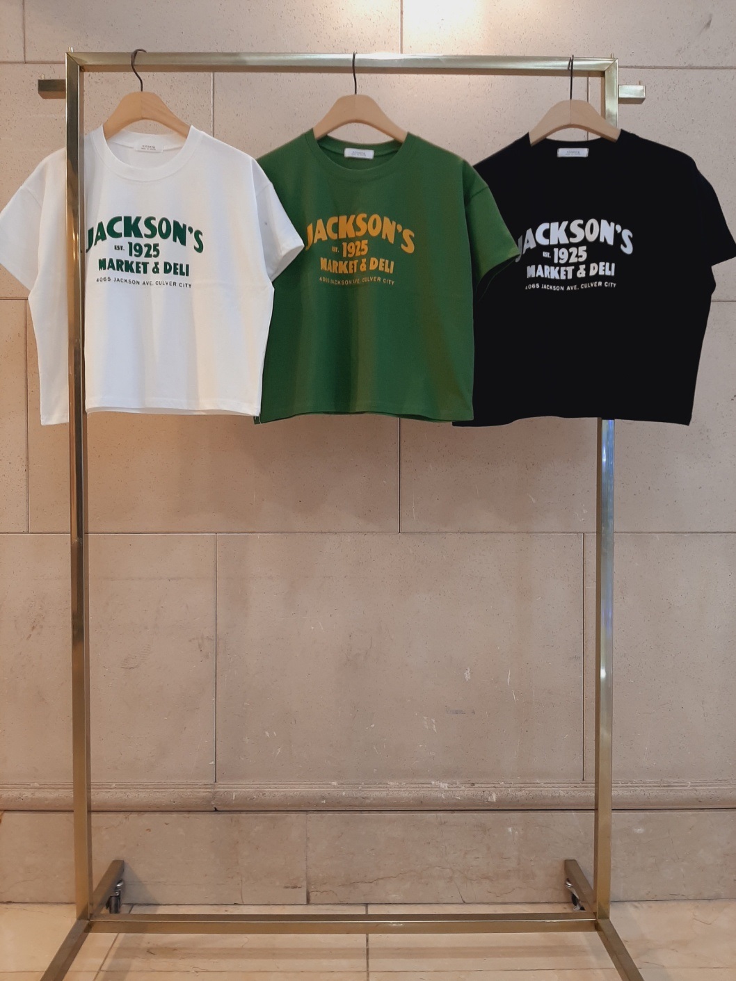 ラウンドネッククロップド半袖レタリングTシャツ | 詳細画像4