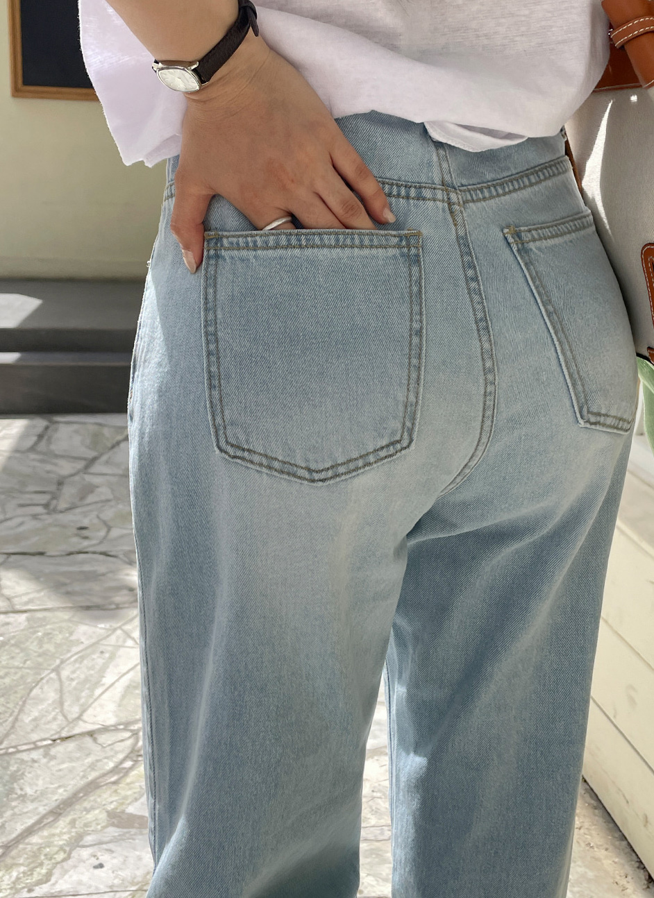 ストレートライトブルーデニムパンツ | レディースファッション通販