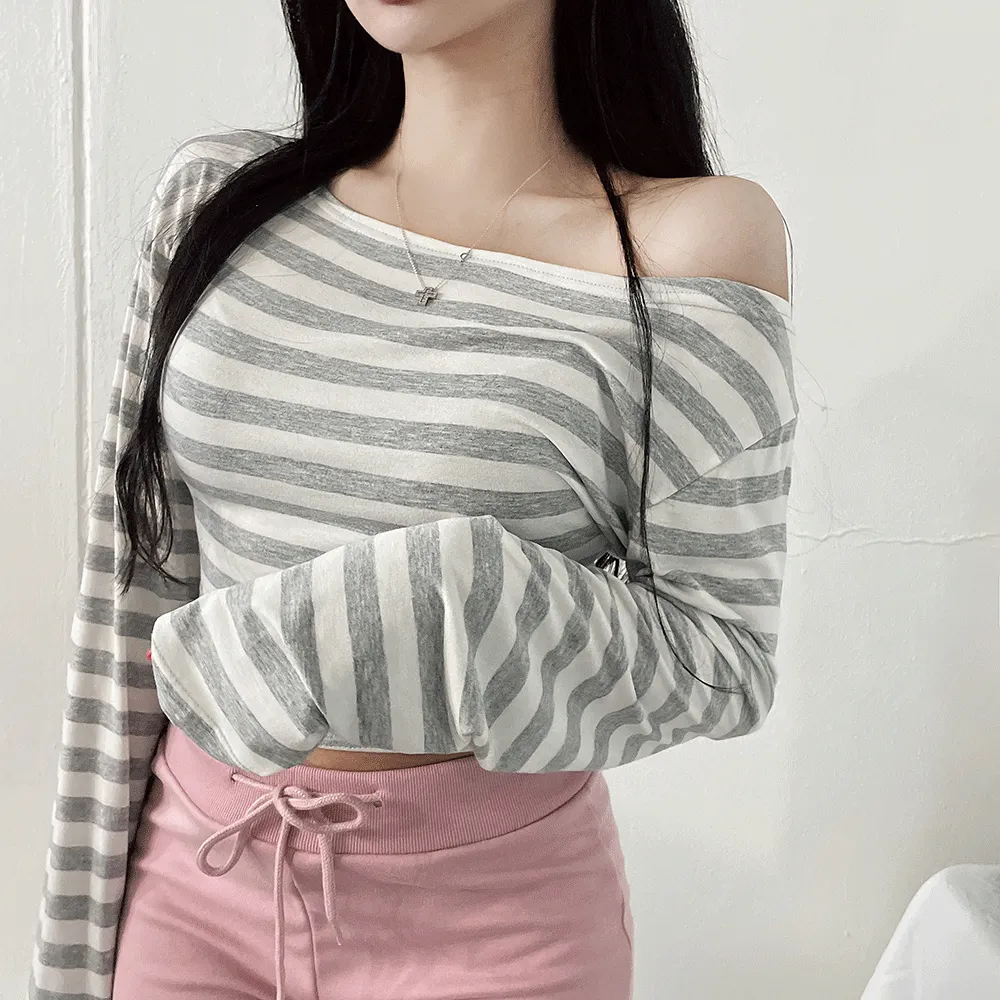 オフショルダークロップドボーダーTシャツ | yenangnang | 詳細画像1