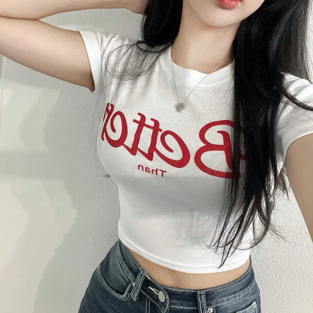 ラウンドネッククロップドスリム半袖ロゴTシャツ | yenangnang | 詳細画像1