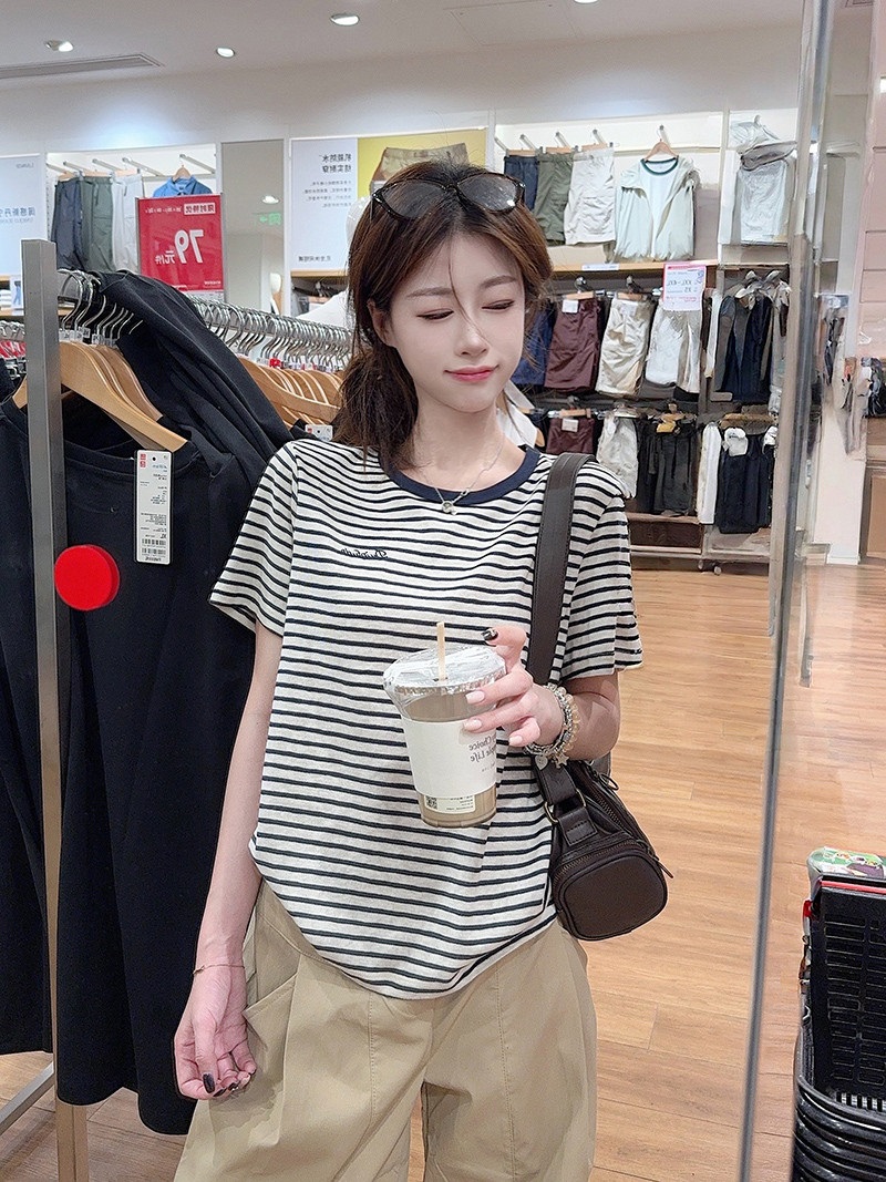 ラウンドネックルーズ半袖ボーダーTシャツ | 詳細画像7