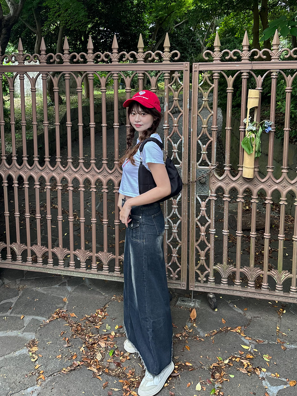 ハート刺繍レタリングクロップド半袖Tシャツ | 詳細画像11