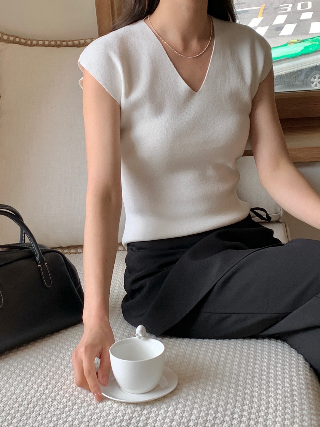 Vネックフレンチスリーブスリムニット | 詳細画像5