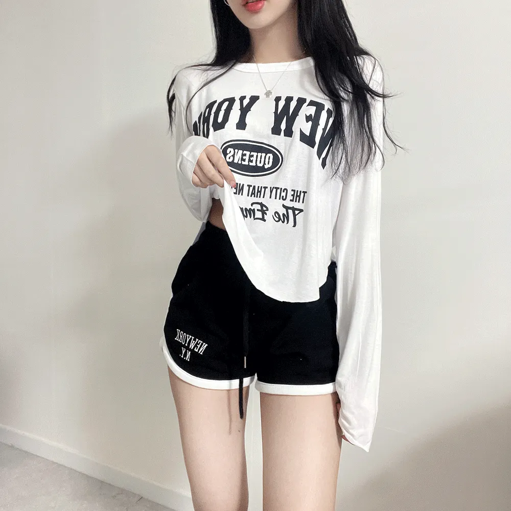 ルーズラウンドネックショートスリットプリントTシャツ | yenangnang | 詳細画像1