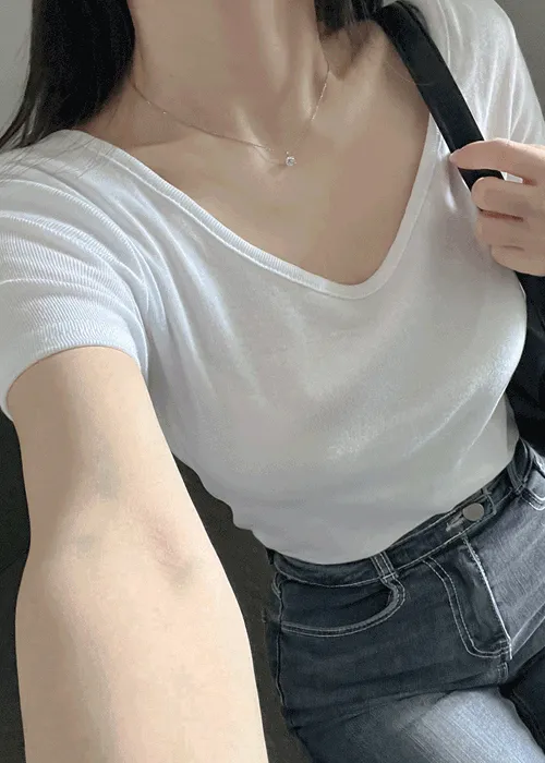 ラウンドネックスリムTシャツ | mimood | 詳細画像1