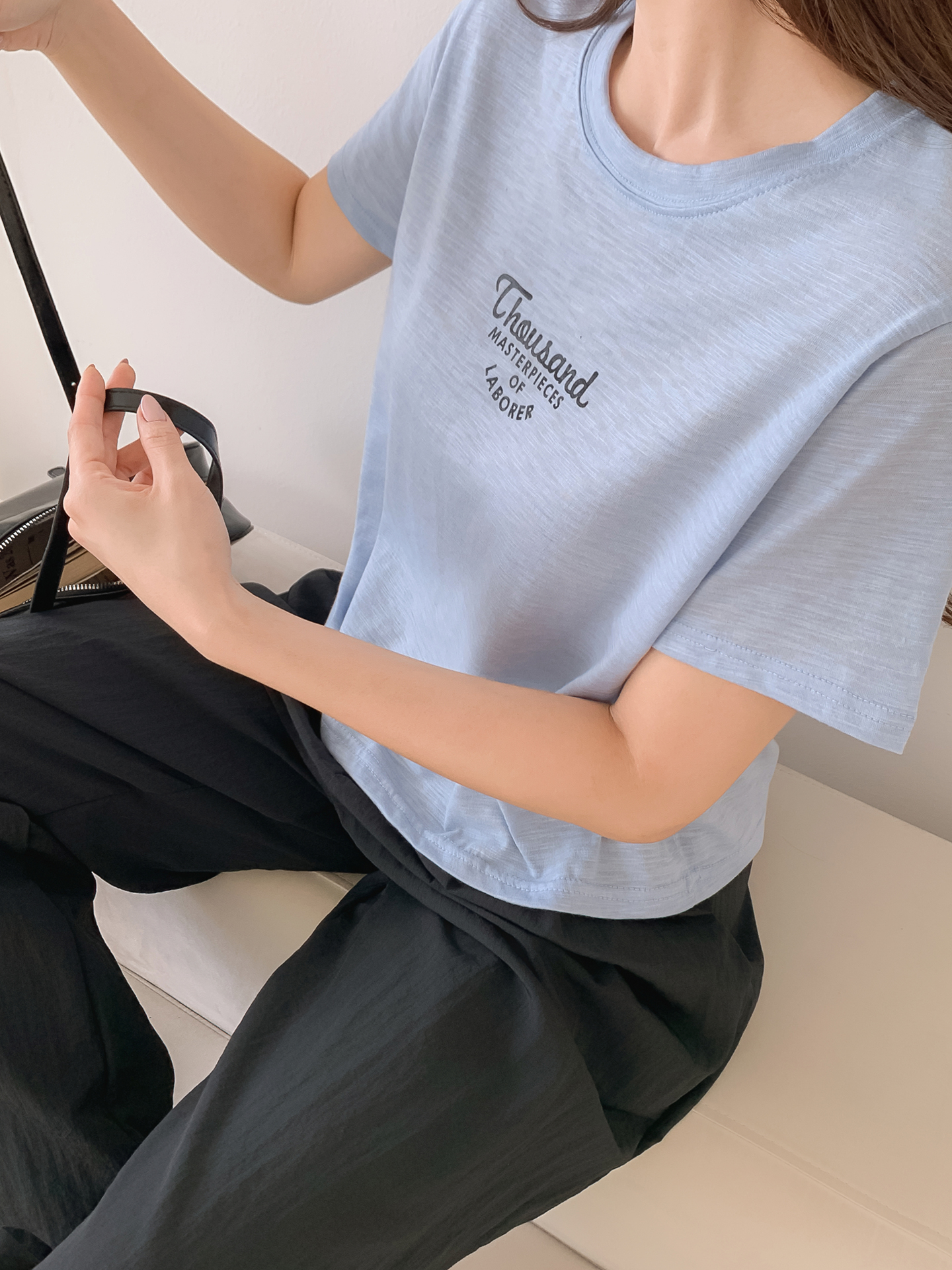 ラウンドネックロゴTシャツ | 詳細画像19